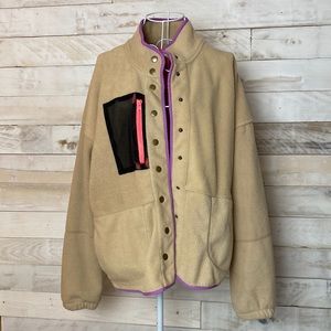 WARM Oversized Tan Button Down Wild Fable fleece Size Medium